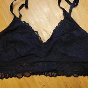 Victoria's Secret Pink black bralette size Large